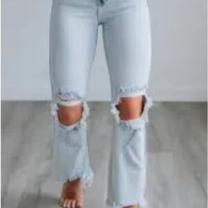 Women's Distressed Risen Jeans NWT